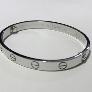 Cartier Love Bracelet white gold size 17